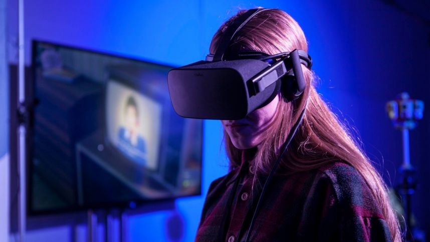 Kaip Išgyventi VR žaidimo pinklėse